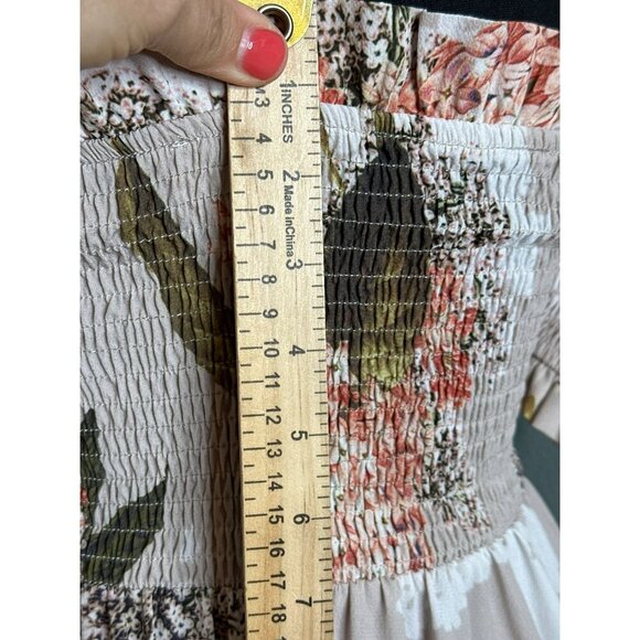 L'atiste Women's Small Floral Off-the-Shoulder Smocked High-Low Dress Easter - Picture 7 of 15